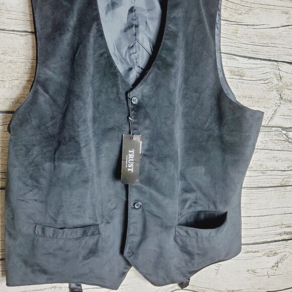Trust Black Plad Vest Size XL (Only Vest) NWT - Picture 2 of 9